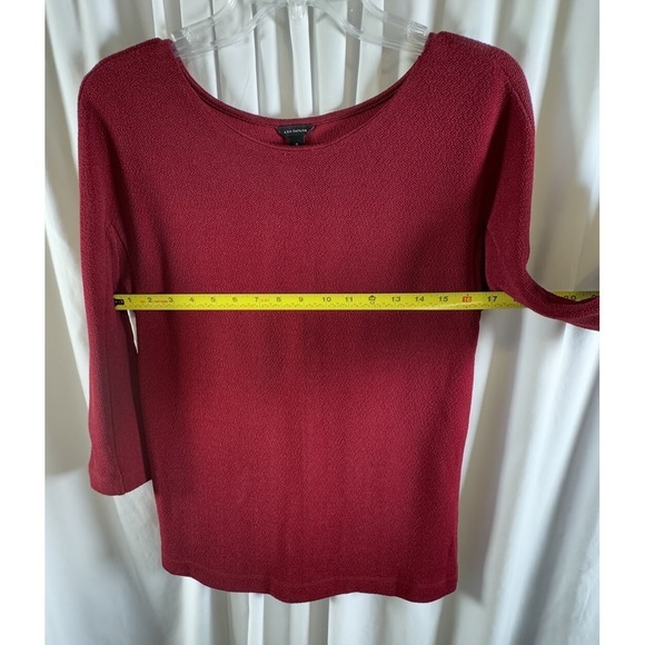 Ann Taylor Burgundy Red Textured 3/4 Sleeve Button‎ Back Blouse Top S Chic 72-31 - Picture 4 of 11